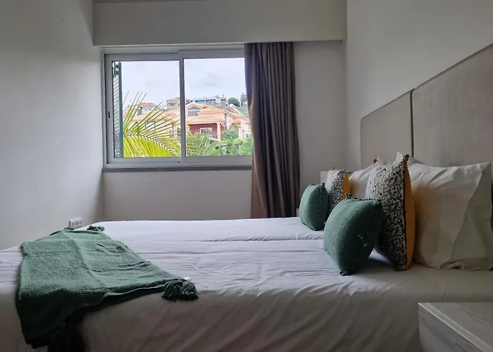 The Red Hot Chill House By Lovelystay Arco da Calheta (Madeira)