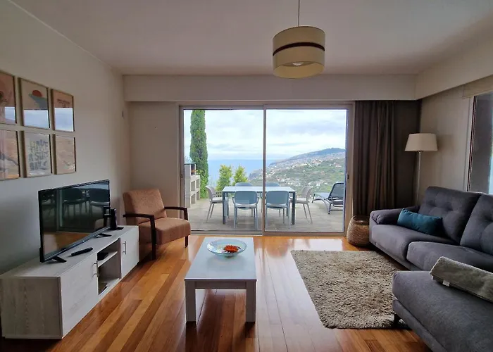 The Red Hot Chill House By Lovelystay *