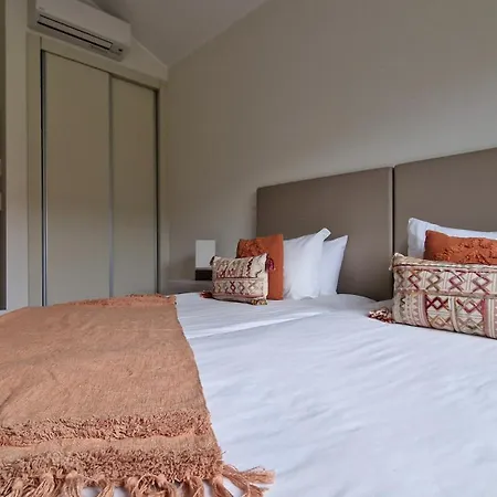 Villa The Red Hot Chill House By Lovelystay