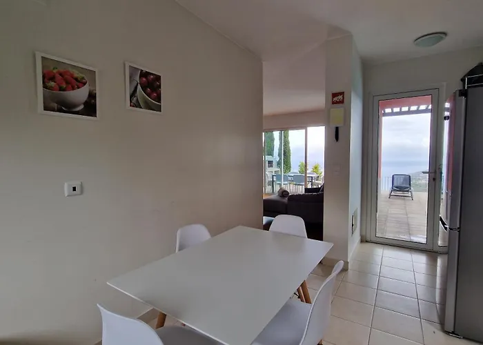 The Red Hot Chill House By Lovelystay Vila