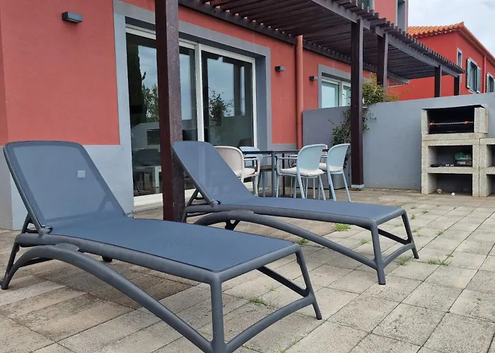 The Red Hot Chill House By Lovelystay Arco da Calheta (Madeira)